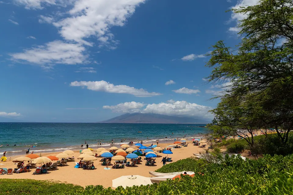 Golden sand and turquoise water at Wailea Beach on Maui's south shore